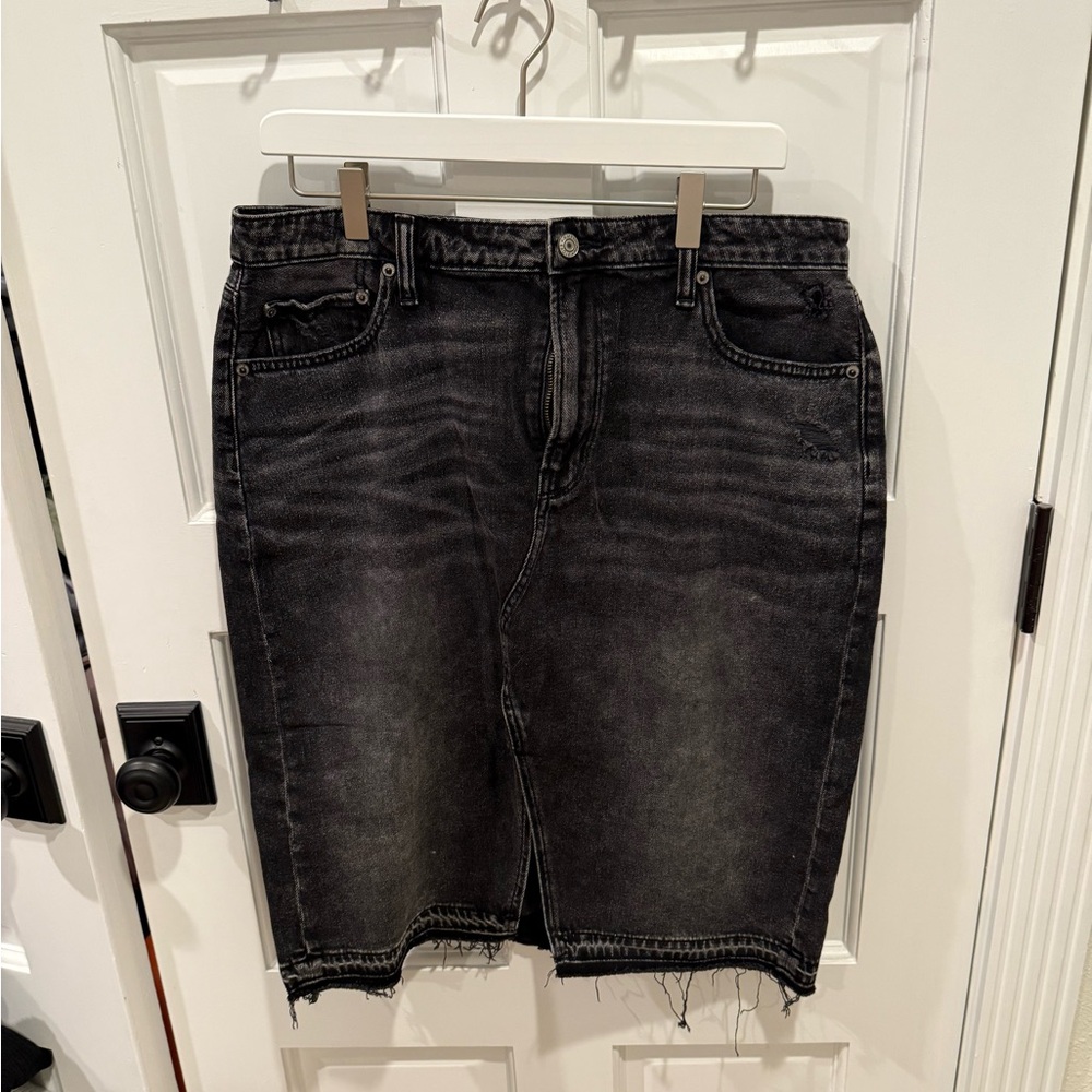 American Eagle Outfitters Dark Denim Skirt